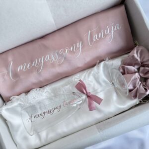 Koszorúslány / Tanú Felkérő Box - XL